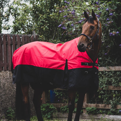 1200D Lightweight Waterproof Horse Turnout Rug 0g No Fill Standard Neck Red/Black